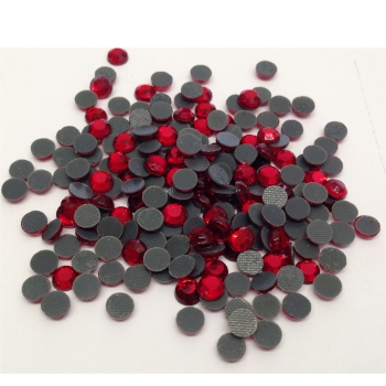 Rot 3mm Bügel Kristalle -1000Stk